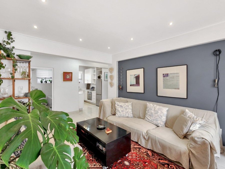 2 Bedroom Property for Sale in Three Anchor Bay Western Cape